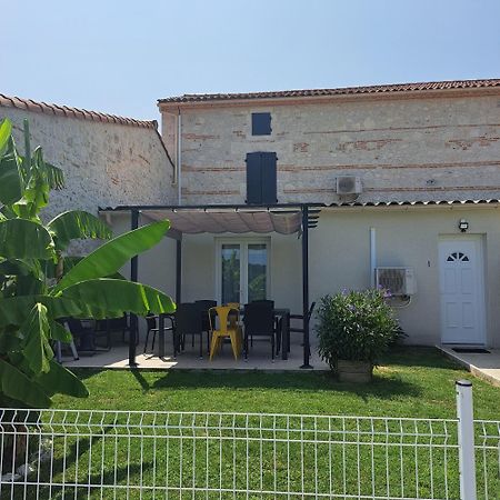 Le Domaine Vesque Villa Saint-Pierre-de-Clairac Exterior photo